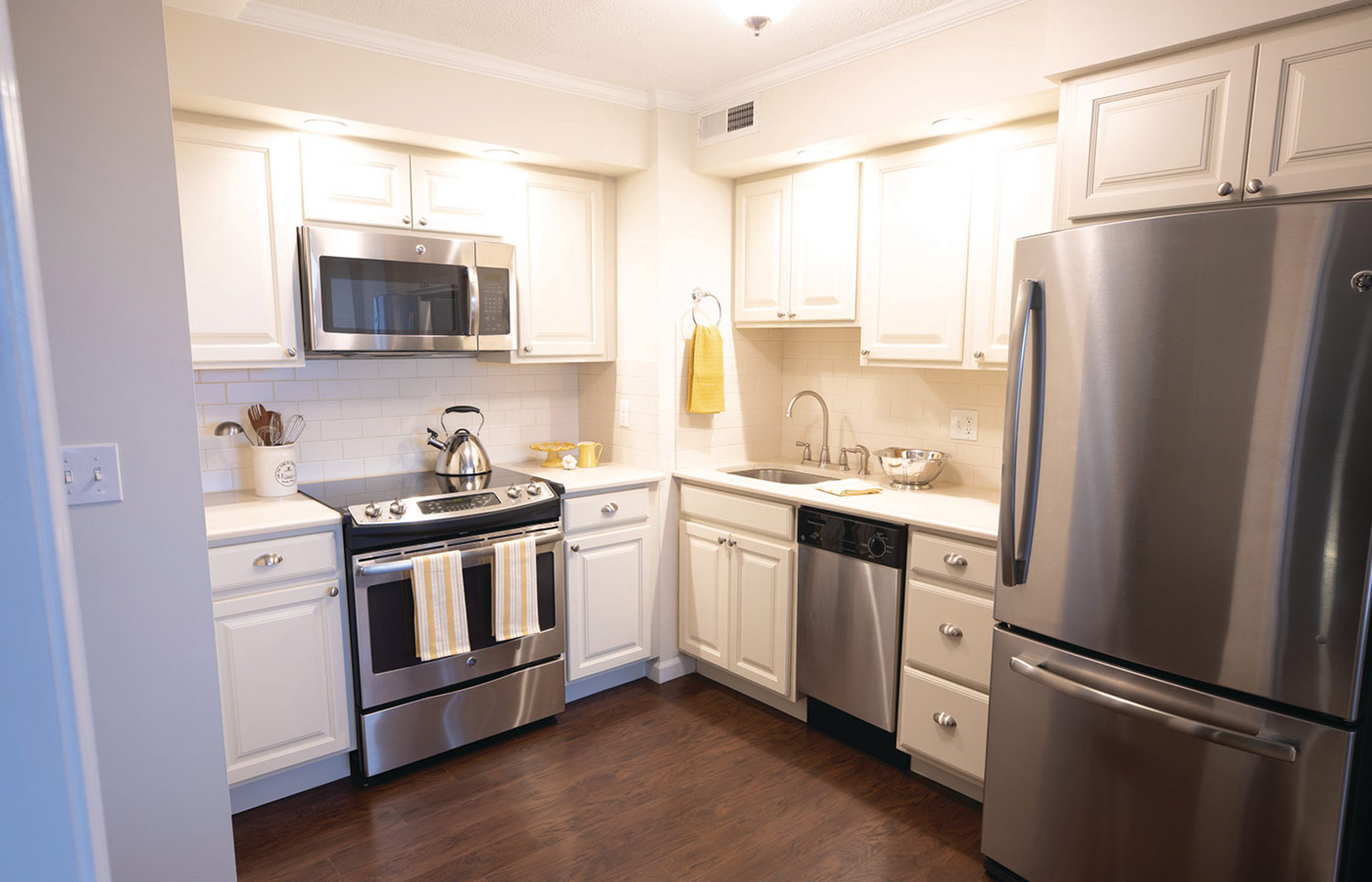 Photos The Watermark at 3030 Park